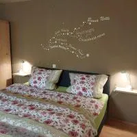 Ferienappartement Weisel，Weisel的飯店