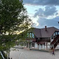 Pensiunea Ancuței، فندق في Şerpeni