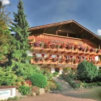 Pension Alpenhof, hotel in Sankt Leonhard in Passeier