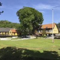 Viesnīca Hotel Skovly pilsētā Renne