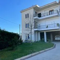 Villa VSV :Second Flat + Parking, hotel v destinaci Bathoria