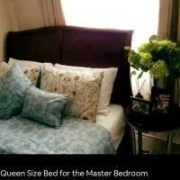 Gorgeous 2BR Condo unit with free WiFi，伊穆斯的飯店