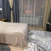 Дизайнерская квартира с барной стойкой по Бозтаева, hotel near Semey Airport - PLX, Semey