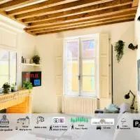 Chaleur et caractère - Studio #5 - Casa Londono, hotel v destinaci Marly-le-Roi