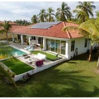 Casa Carey Lajas Pty Exclusive Beachfront Villa