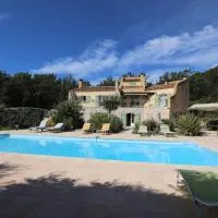 LE MAS DES TARENTES Chambres d'hôtes, hotell i Trans-en-Provence