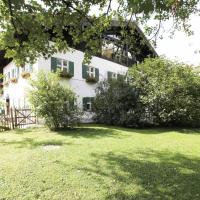 Ferienhaus in Riederau mit Großem Garten