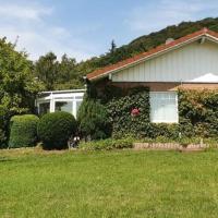 Sonnendurchflutetes Ferienhaus mit Wintergarten in Marienmünster mit schönem Garten und Terrassen