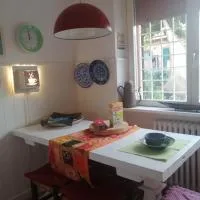 Home Shanti, готель у місті Ґроттаферрата