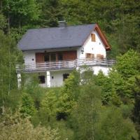 Ferienhaus in Bad Berleburg mit Garten, Terrasse und Grill
