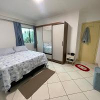 Suíte com cama de casal em condominio, hotel perto de Aeroporto Internacional de Porto Velho - Governador Jorge Teixeira de Oliveira - PVH, Porto Velho