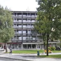 Grajski Dvor: Radovljica şehrinde bir otel