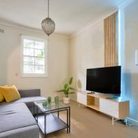 Ideal 3 Bedroom House in Chippendale with 2 E-Bikes Included, hotell i Chippendale i Sydney
