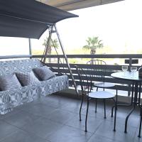 Varkiza Riviera Studio by the Sea, &xi;&epsilon;&nu;&omicron;&delta;&omicron;&chi;&epsilon;ί&omicron; &sigma;&tau;&eta; &Beta;ά&rho;&kappa;&iota;&zeta;&alpha;