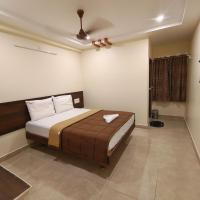 HOTEL DKR GRAND, hôtel à Tirupati