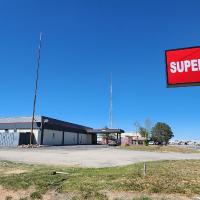 Super 7 Inn, hotel cerca de Aeropuerto internacional de Midland - MAF, Midland