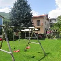 CASA AZZURRA Domodossola FREE PARKING, hotel di Domodossola