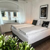 Stadtoase nähe Uni Design Wohnung mit 2 Schlafzimmern & Sauna, hotel di Moselweiss, Koblenz