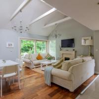 GuestReady - Opulence Malahide Seaside Cottage