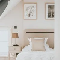 Hôtel De La Marine, hotelli kohteessa Arromanches-les-Bains