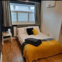 Double Room with ensuite close to silverstone – hotel w mieście Whittlebury