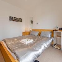 Private Ensuite Room with Balcony at the Heart of Cardiff