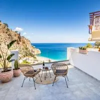 Yploui Suites, viešbutis Karpate