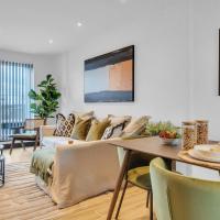 homely- North London Penthouse Apartment Finchley, מלון ב-פינצ'לי, פינצ'לי