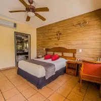 Hotel Posada Santa Fe Sabinas, hotel v destinácii Sabinas