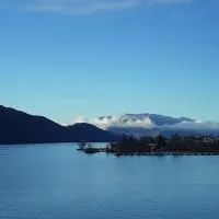 Pépite du lac Vue imprenable 40m2 Tresserve plage Aix les bains โรงแรมในTresserve