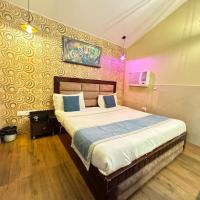 Hotel Height's - Kalka ji, hotel in: Zuid-Delhi, New Delhi