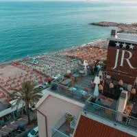 Hotel Jolly Roger, hôtel à Pietra Ligure