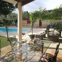 Au Doux Repos, hotelli kohteessa Lucbardez-et-Bargues