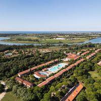 Green Village Eco Resort, hotelli kohteessa Lignano Sabbiadoro alueella Riviera