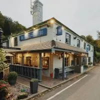 The Bridge House Restaurant and Hotel、アルトンのホテル