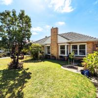 1 BR Granny Flat near Airport, hotel near Adelaide Airport - ADL, West Richmond