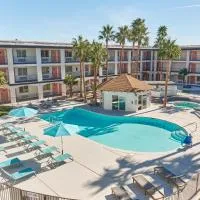Aqua Soleil Hotel and Mineral Water Spa, hotel en Desert Hot Springs