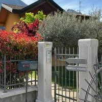 Gaglia Hause, hotel a Rivalta di Brentino