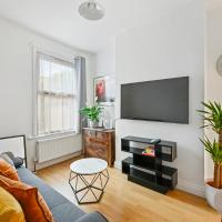 Cosy Urban Oasis 2 Bedroom Flat in Tottenham ( Sleeps 5 People )