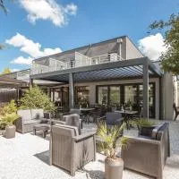 Logis Hotel Restaurant & SPA Au Comte d'Ornon, hotel em Gradignan