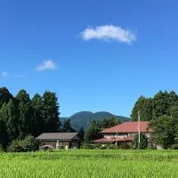 農家民宿 里山のカフェ ににぎ 1日1組 8名まで 連泊も可 古民家 Recommended for pairs and small groups, ξενοδοχείο σε Oga