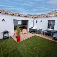 라고르에 위치한 호텔 Villa avec Jacuzzi et Clim à Marsilly