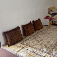 شقة في جعلان ( بيت عربي) اجار يومي واسبوعي、Şūr Maşīrahのホテル