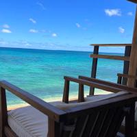 Hummingbird Oceanfront Cottage: Hauula şehrinde bir otel