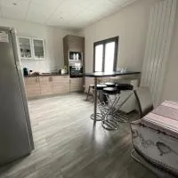 ARA Casa, hotel din Châtillon