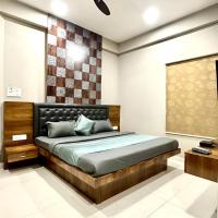 Hotel Evanka, hotell i Indore