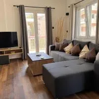 Patra में, होटल Navaro Apartments