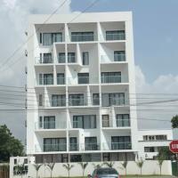 Pine Court, hotel u četvrti 'Labadi' u gradu 'Accra'