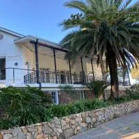 Villa on Main Modderfontein, hotel v destinácii Antwerp