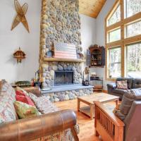 Peaceful Rhododendron Cabin with Fire Pit and Hot Tub!
